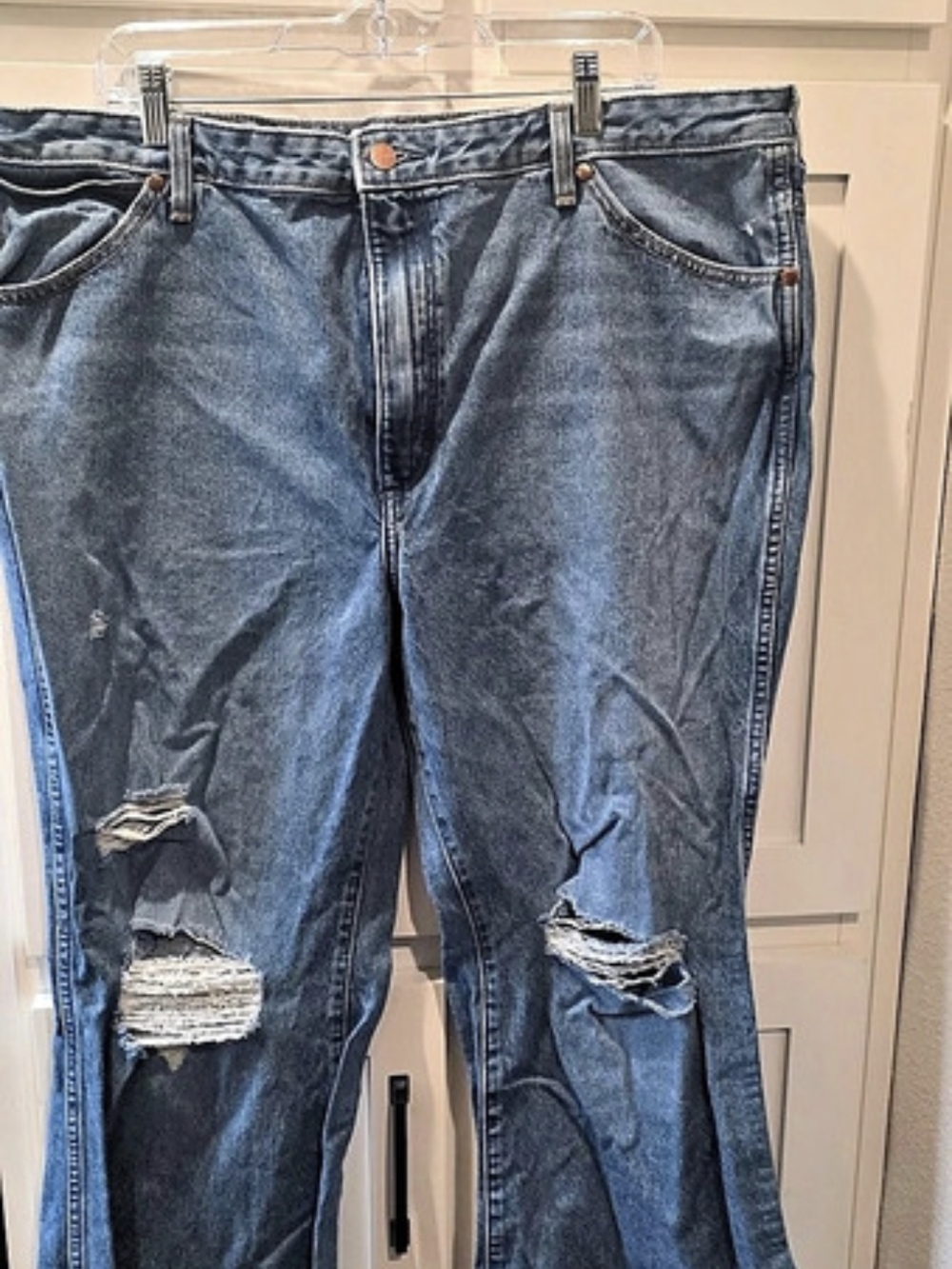 Wrangler Wanderer High Rise Flare Jeans Distressed Boot Cut Jeans in Blue